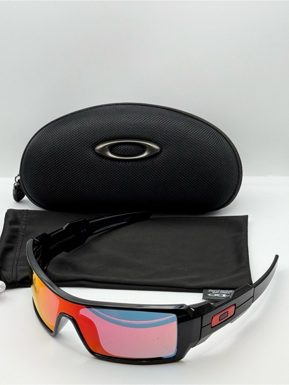 Oakley OO9081-24-087 O-Zone/Holiday Authentic